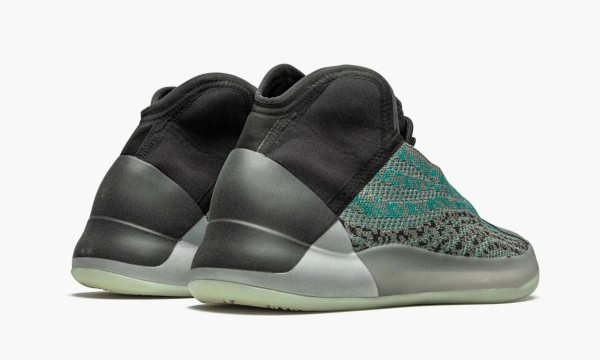 Yeezy Qntm “teal Blue”  Yeezy Qntm “teal Blue”
