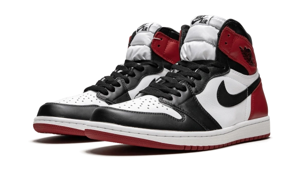 Air Jordan 1 High OG Black Toe 