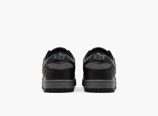 Nike Dunk Low WMNS Black Roses 