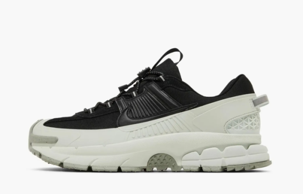 Nike Zoom Vomero Roam Black Light Silver 