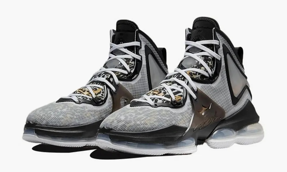 Nike Lebron 19 Royalty