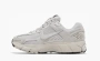 Air Zoom Vomero 5 WMNS White Vast Grey 