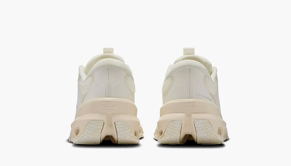 Loewe x On Cloudventure 2 Eggshell