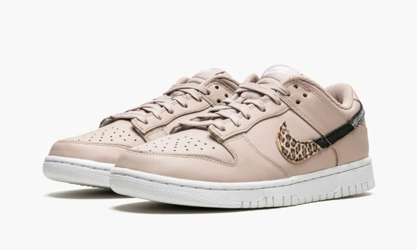 Nike Dunk Low SE WMNS Primal Pink 