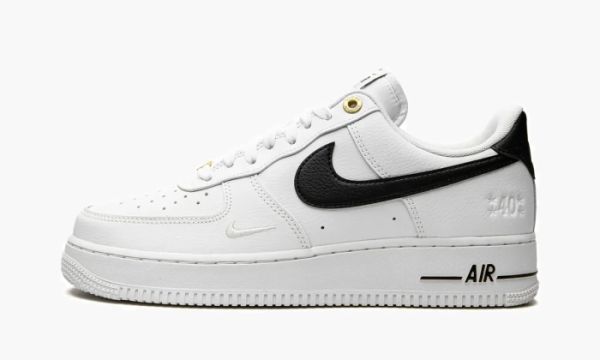 Air Force 1 ’07 LV8 White / Black 