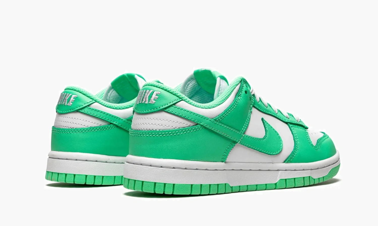 Nike Dunk Low WMNS Green Glow 