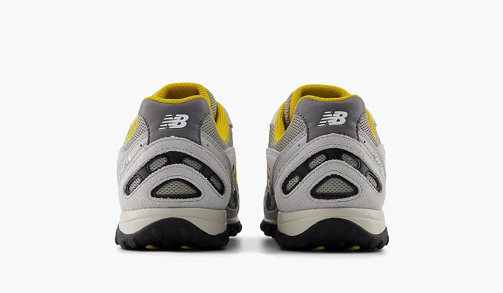 New Balance 204L Raincloud Baroque Gold