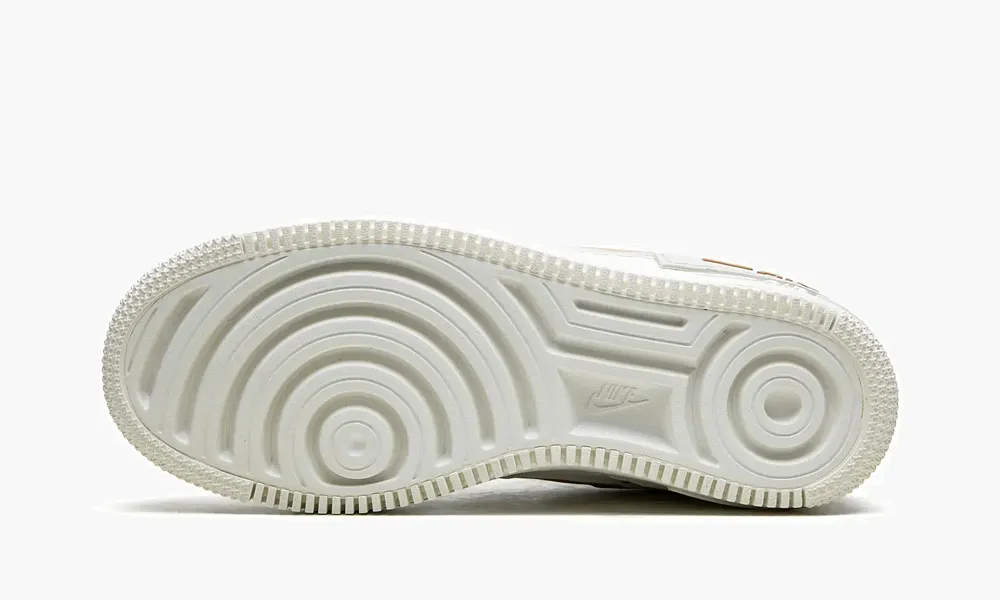 AF1 SHADO WMNS Sail Fossil Light Bone