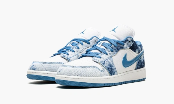 Air Jordan 1 Low GS Washed Denim 