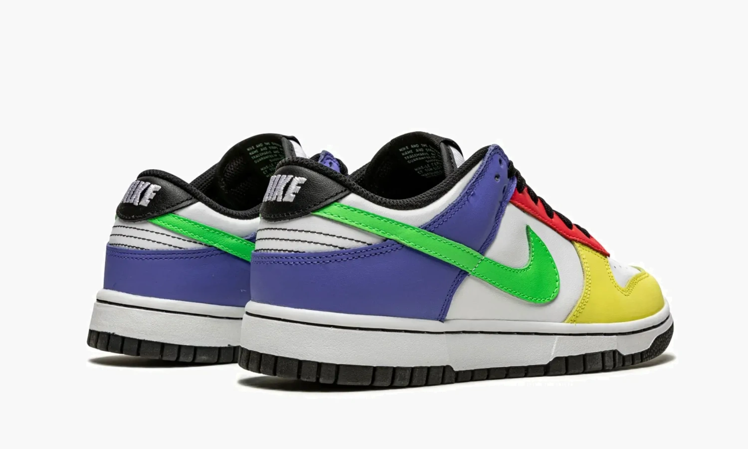 Nike Dunk Low WMNS Green Strike 