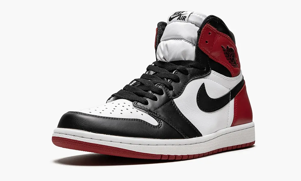 Air Jordan 1 High OG Black Toe