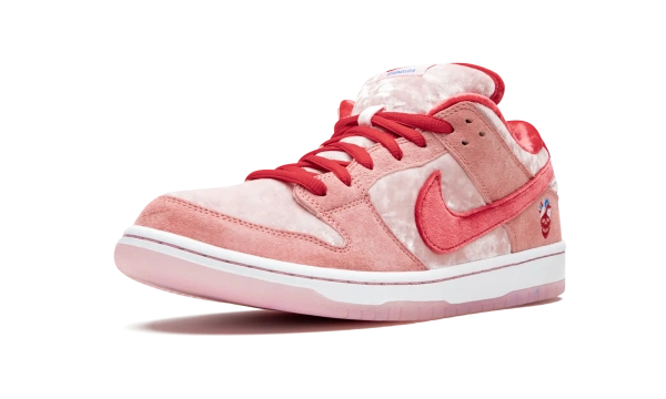 Nike SB Dunk Low Pro Strangelove 