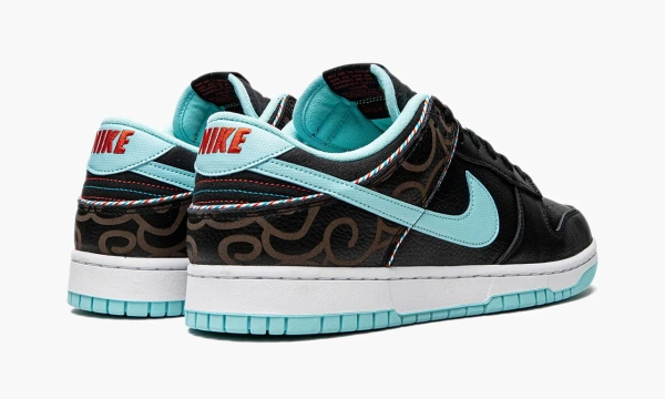 Nike Dunk Low SE Barber Shop Black 