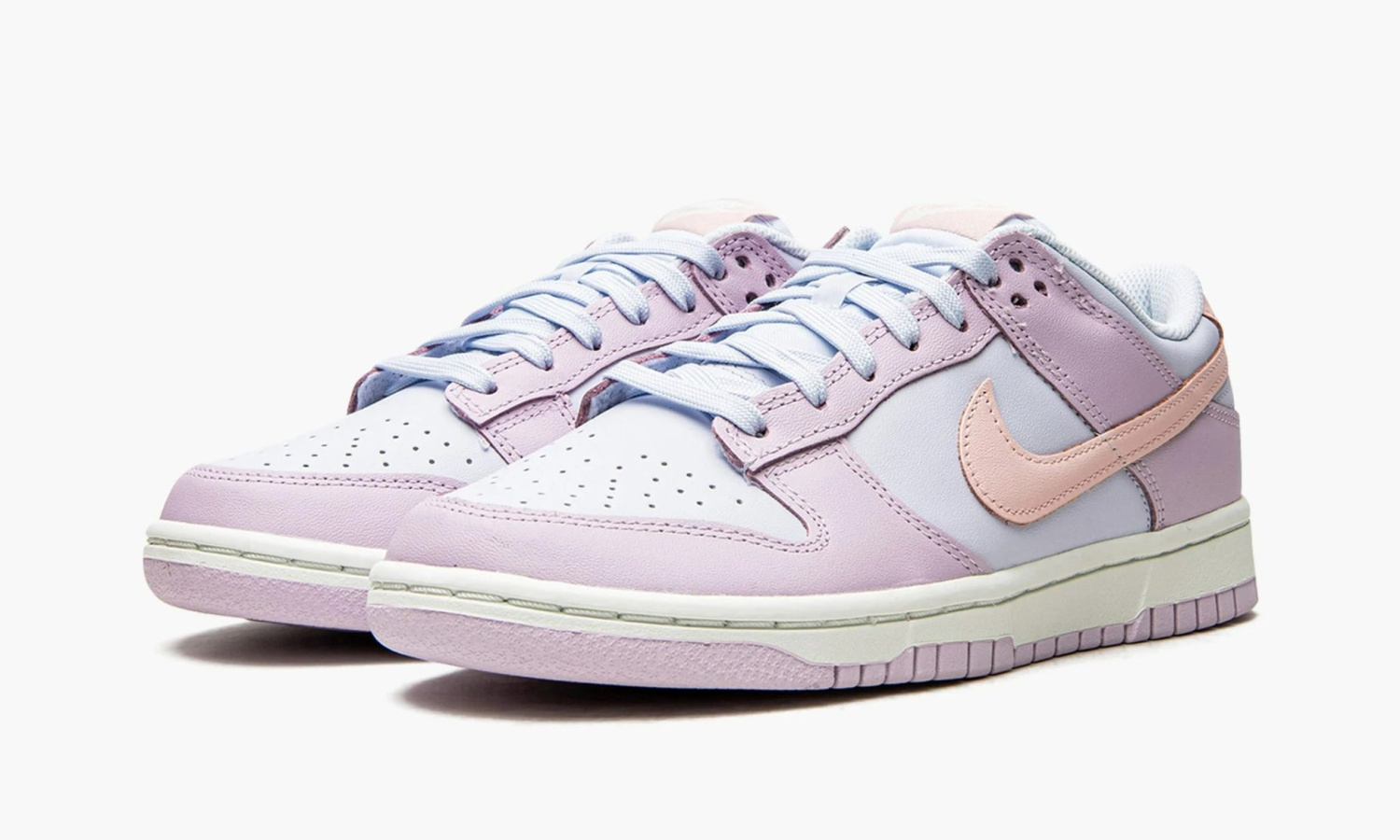 Nike Dunk Low WMNS "Easter 2022" 