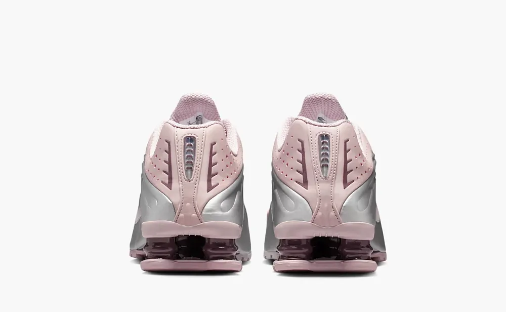 Nike Shox R4 WMNS Particle Rose
