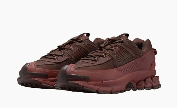 Nike Zoom Vomero Roam Brown/Red 