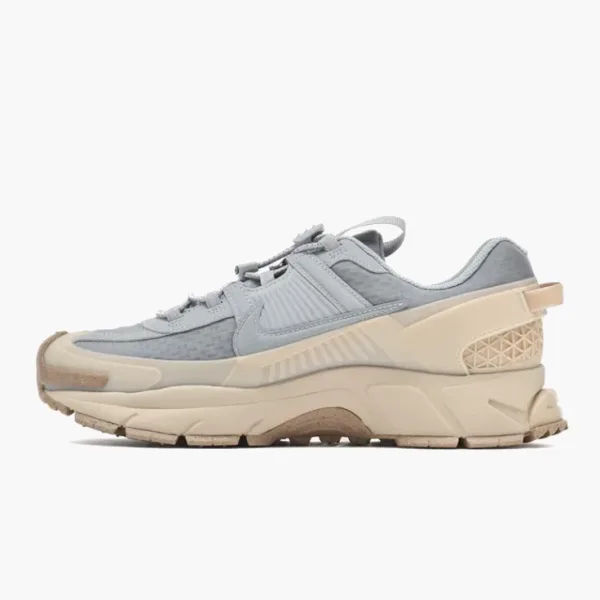 Nike Zoom Vomero Roam Wolf Grey Sand Drift
