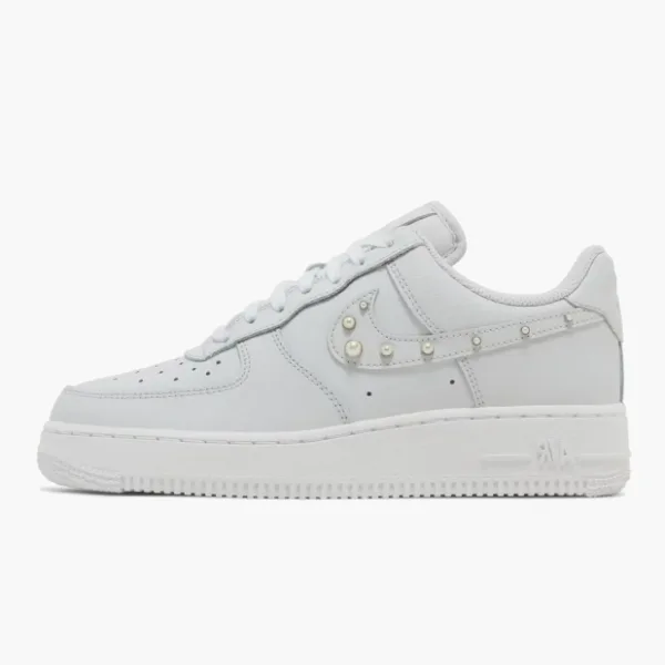 Nike Wmns Air Force 1 07 SE Pearl Swoosh - Pure Platinum