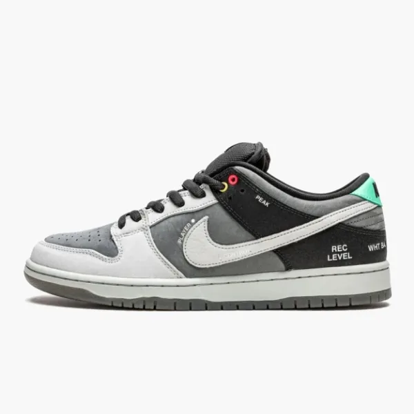 Nike SB Dunk Low Vx1000