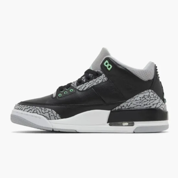 Air Jordan 3 Retro "Green Glow"