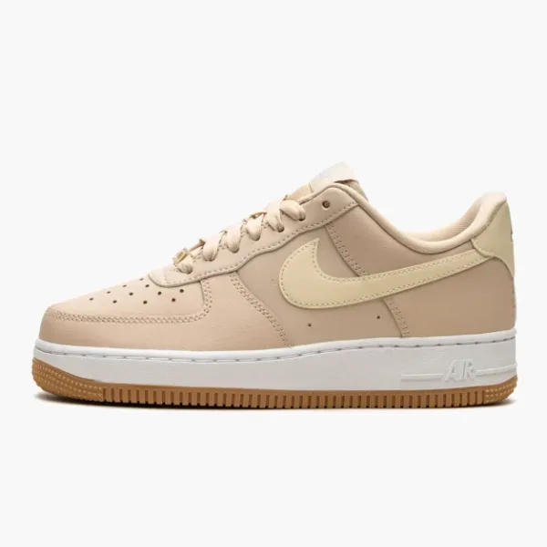 Air Force 1 LO WMNS Sanddrift / Coconut Milk