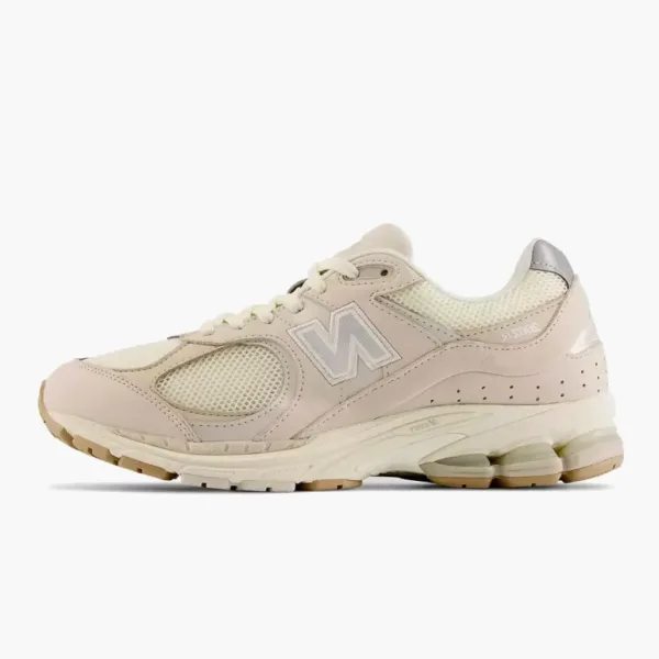 New Balance 2002r White Ivory