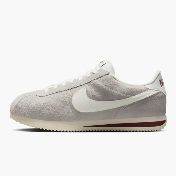 Nike Cortez SE College Grey Team Red