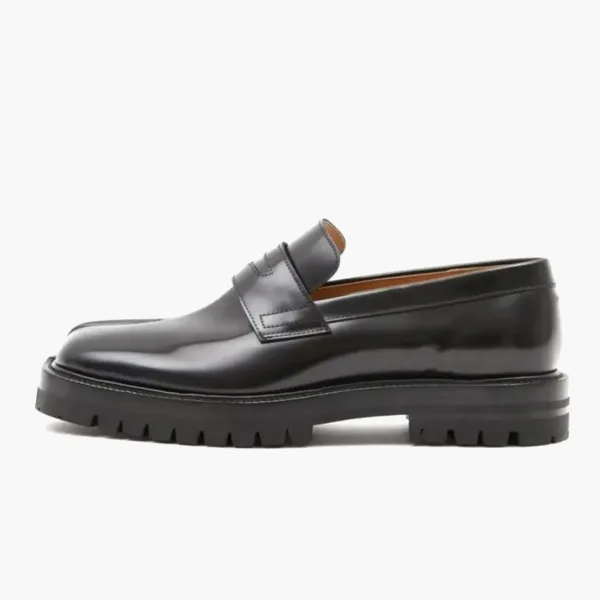 Maison Margiela Tabi Shiny Leather Loafer Black