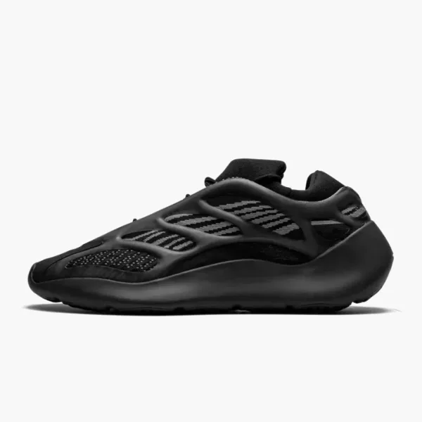 Yeezy 700 V3 Alvah