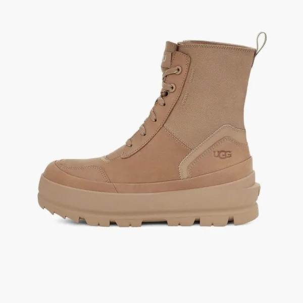 UGG Lug Boot WMNS Sand