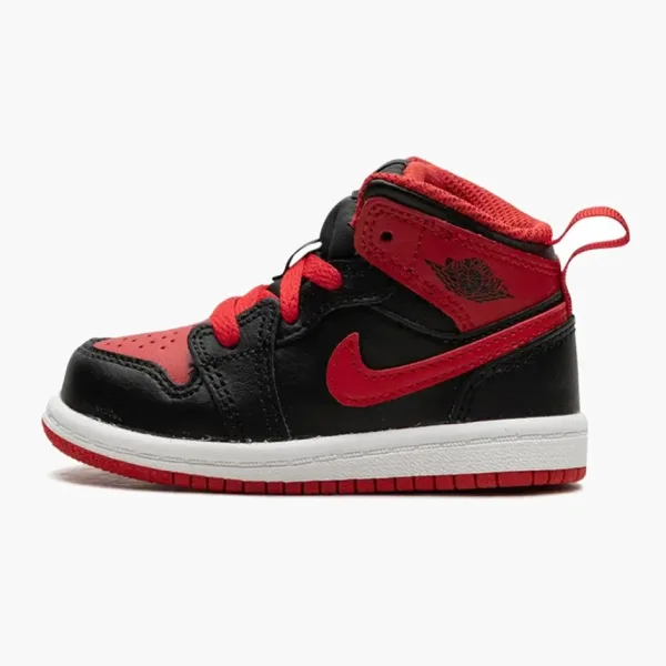 Air Jordan 1 Mid TD Alternate Bred