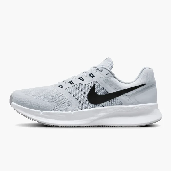 Nike Run Swift 3