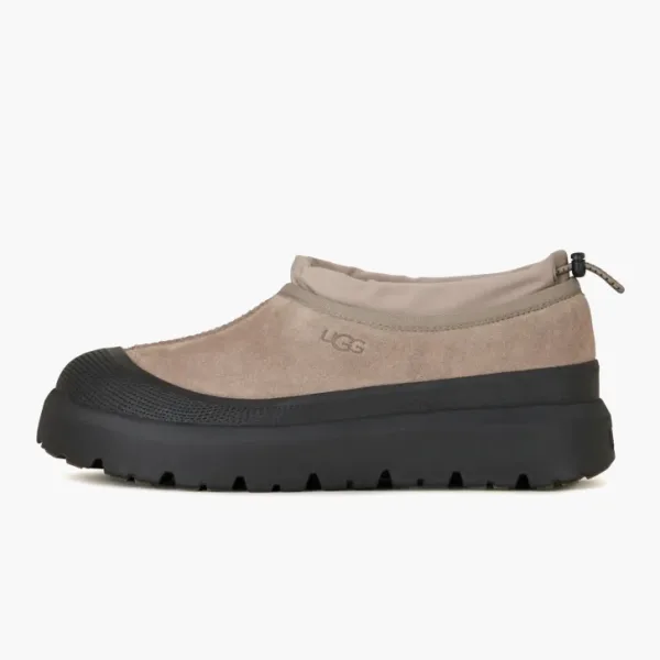 UGG Tasman Weather Hybrid Slipper Smoke Plume Black