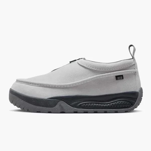 Nike ACG Izy Photon Dust