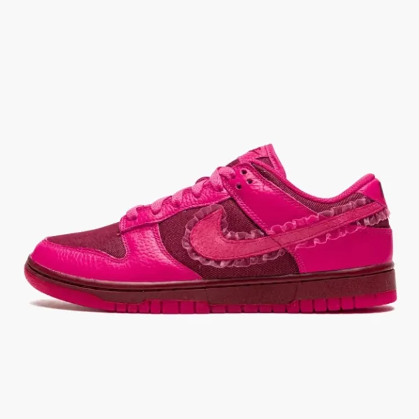 Nike Dunk Low WMNS Valentine’s Day