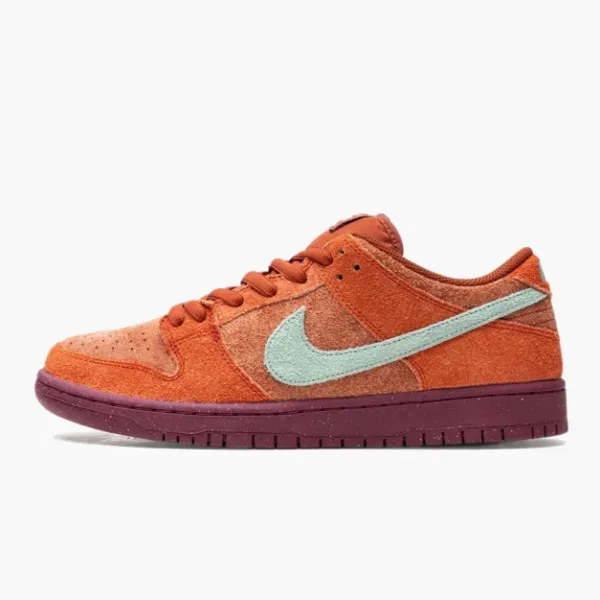 Nike SB Dunk Low Mystic Red Rosewood