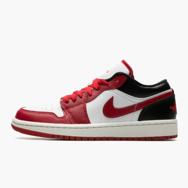 Air Jordan 1 Low WMNS Reverse Black Toe