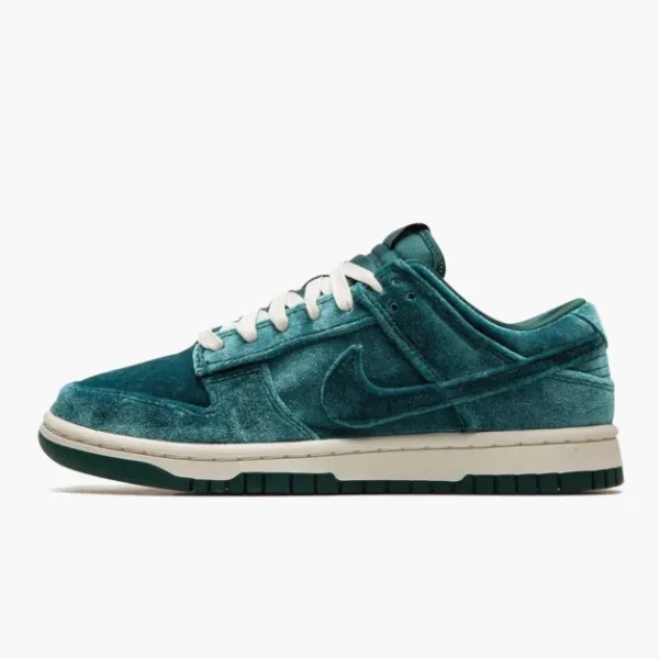 Nike Dunk Low WMNS Velvet Teal