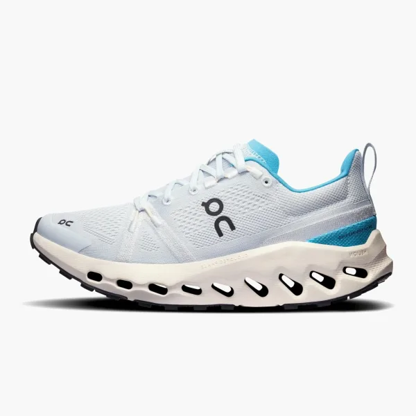 On Cloudsurfer Trail WMNS Arctic Ivory