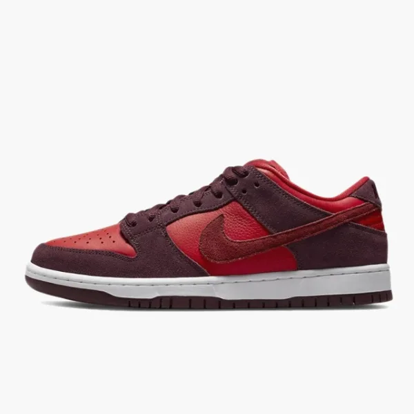 Nike SB Dunk Low Cherry