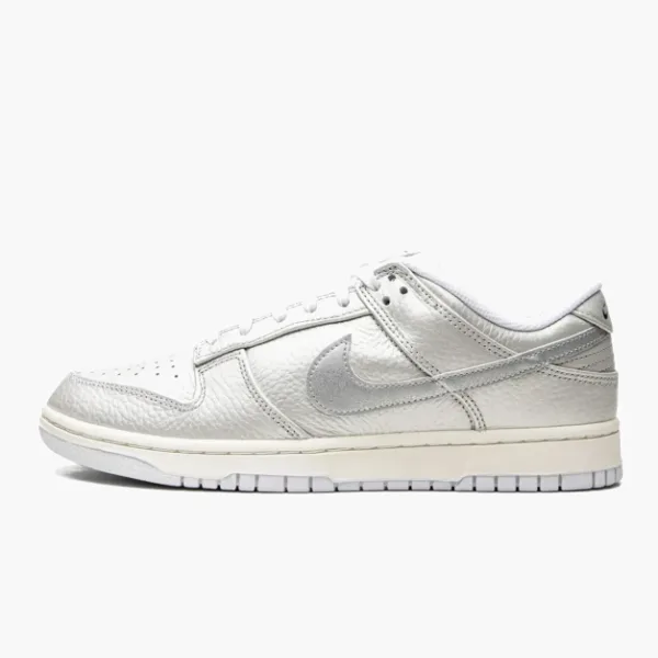 Nike Dunk Low Metallic Silver