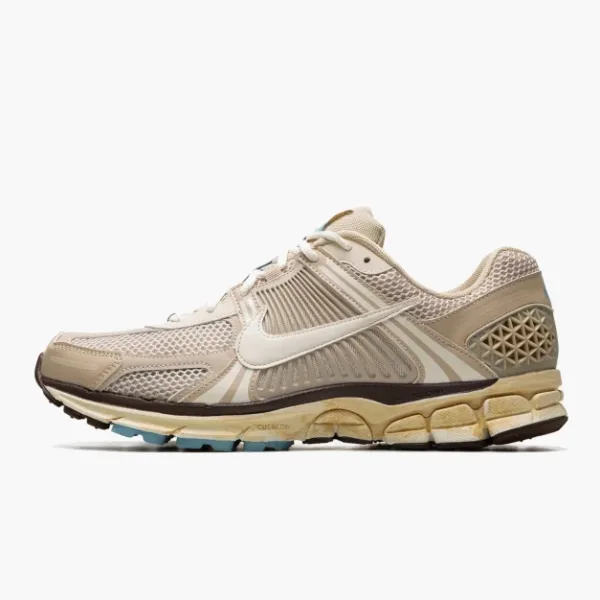 Nike Zoom Vomero 5 WMNS Oatmeal