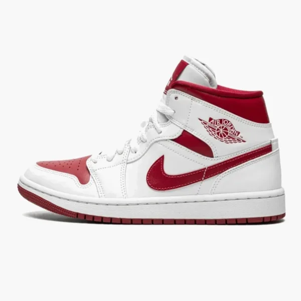 Air Jordan 1 Mid WMNS Reverse Chicago