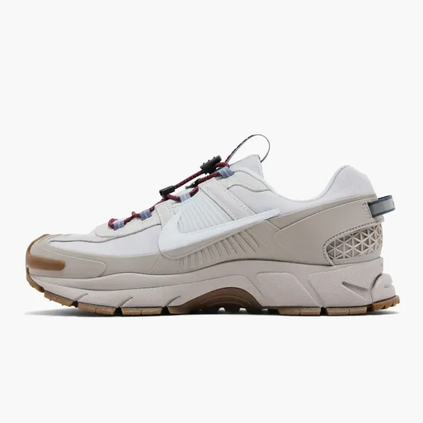 Nike Zoom Vomero Roam College Grey Gum
