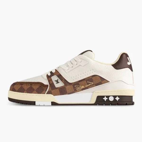 Louis Vuitton Trainer Colored In Moka Brown