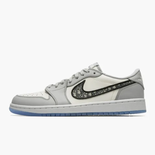 Air Jordan 1 Retro Low SE Dior