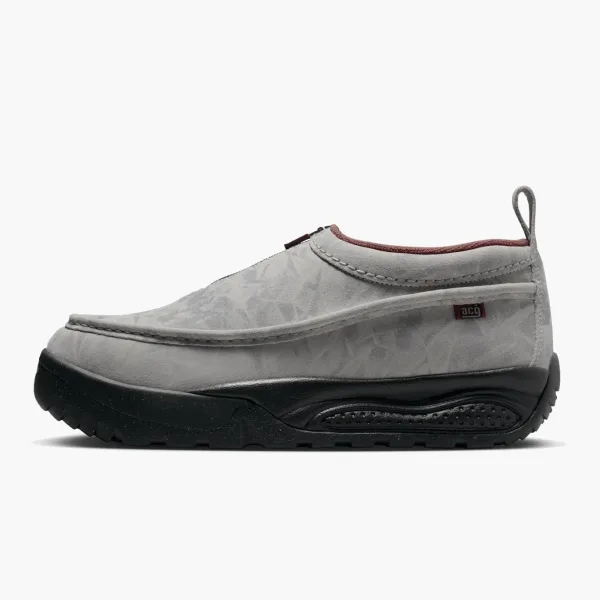 Nike ACG Izy Graphic Design Light Orewood Brown