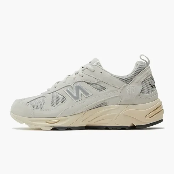 New Balance 878 Light Grey