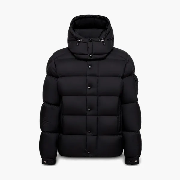 Moncler Maya 70 Short Down Jacket Black