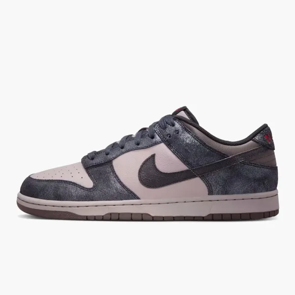 Nike Dunk Low NYC CBGB